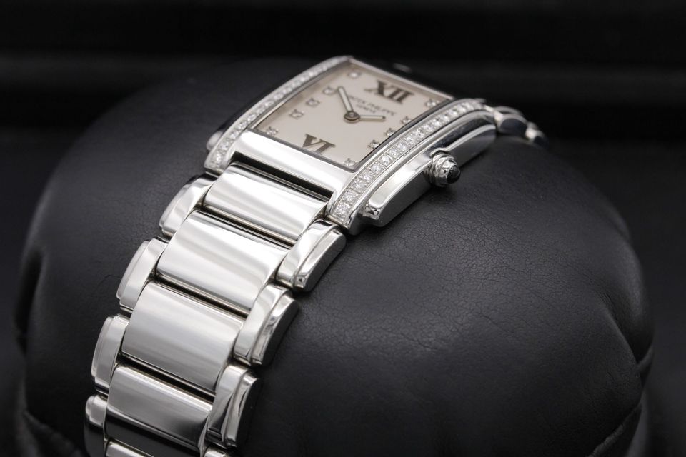 Patek Philippe Twenty-4 4910/10A-011 Image 2